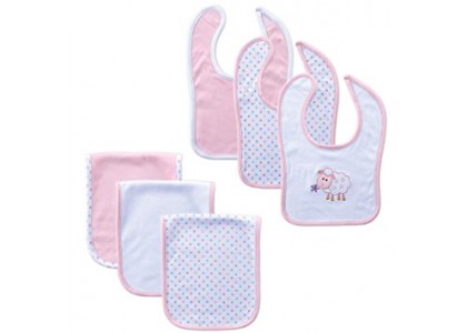 How a Bib or Burp Cloth Can Save the Day for Your Baby